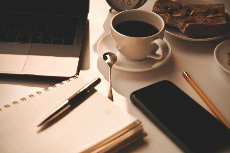 No Commute, No Cue: How Remote Workers Are Engineering the Mental Transitions That Drive Peak Performance