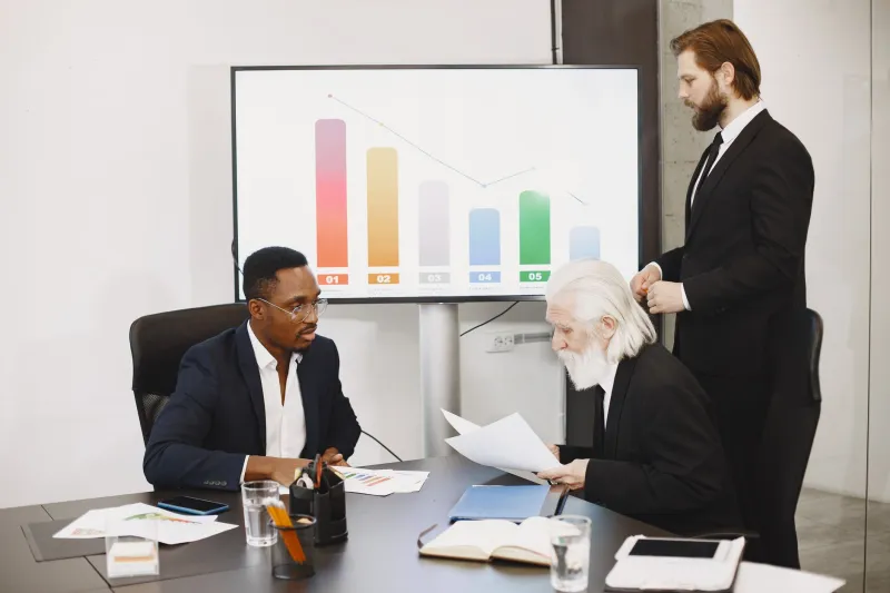 The Meeting Trap: Why Overcrowded Calendars Are the Enemy of Sound Leadership